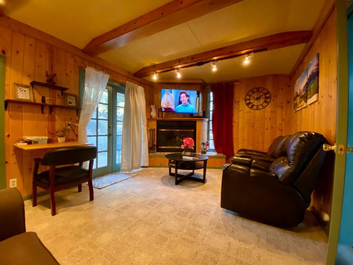 Snow Bunny Cottage, Pets Welcomed! Green Valley Lake Eksteriør bilde