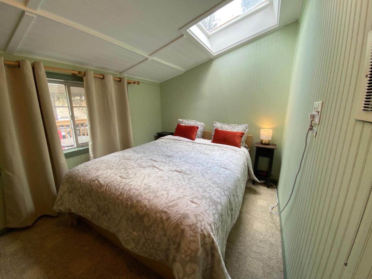 Snow Bunny Cottage, Pets Welcomed! Green Valley Lake Eksteriør bilde